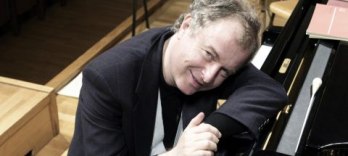 András Schiff, Piano