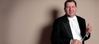 Ivor Bolton dirige Brahms