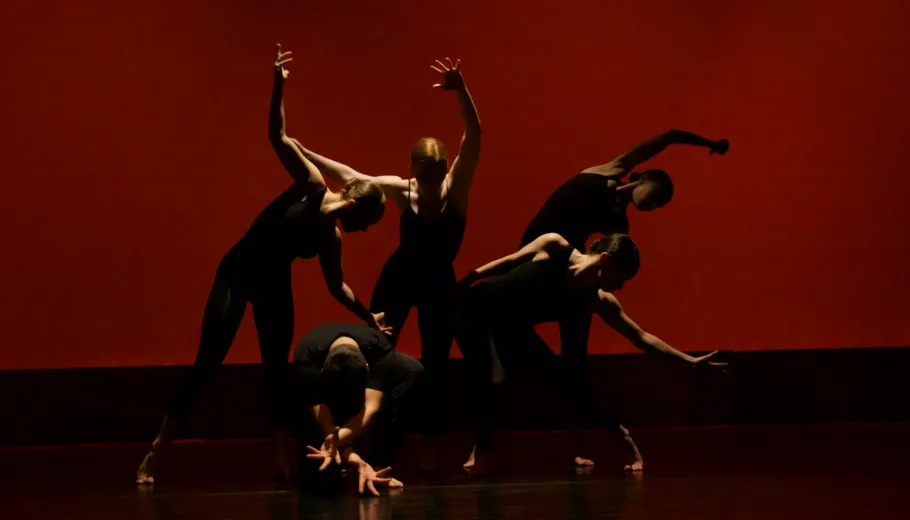 Avant-Garde, Cutting Edge